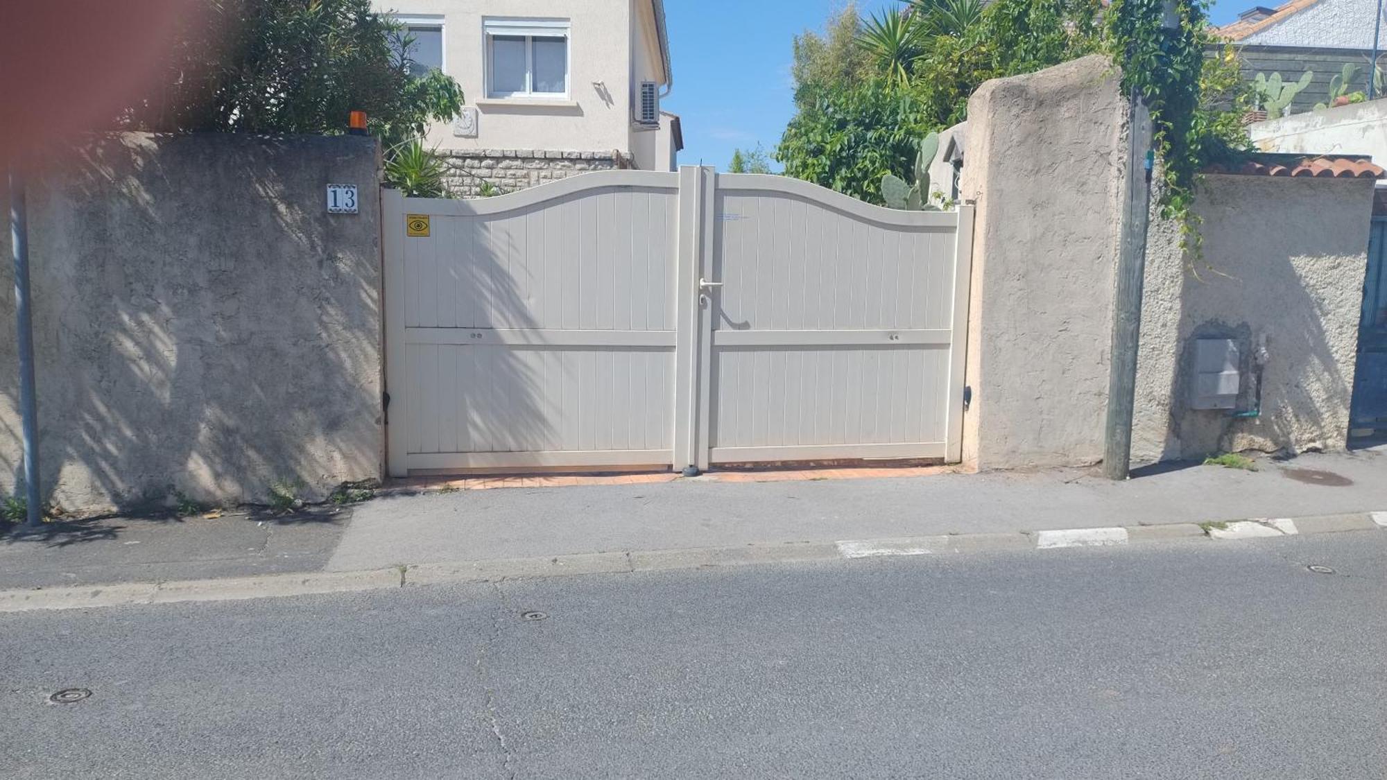 פרונטיניאן Appartement Entre Mer Et Gardiole מראה חיצוני תמונה