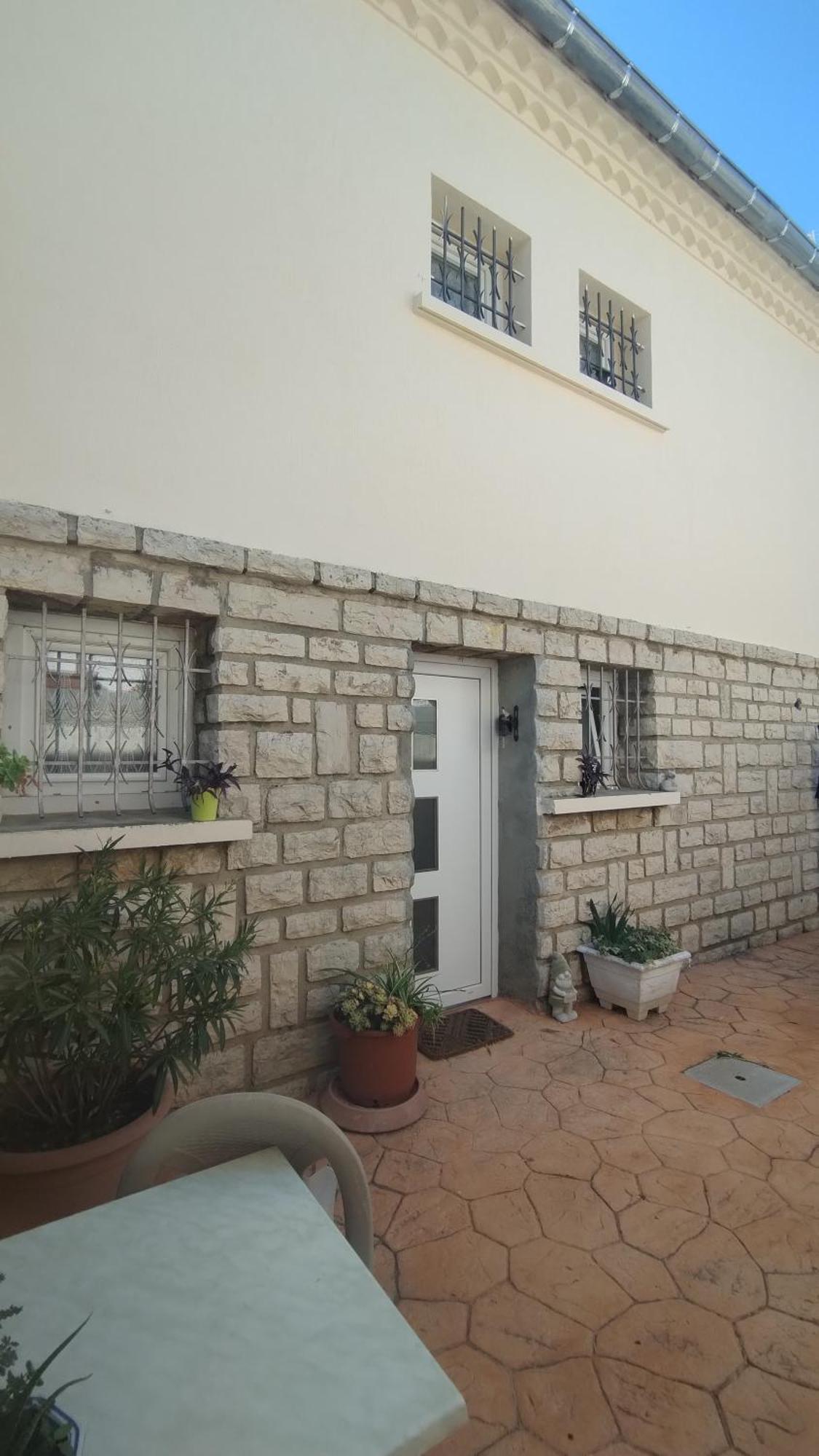 פרונטיניאן Appartement Entre Mer Et Gardiole מראה חיצוני תמונה